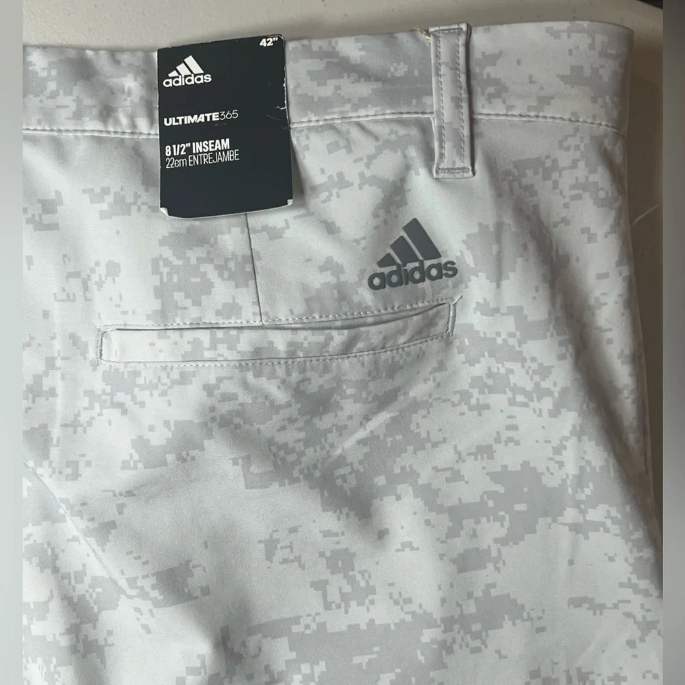 NWT Adidas 42W Ultimate 365 Camo Stretch Band PRIMEGREEN 8.5” Inseam Shorts